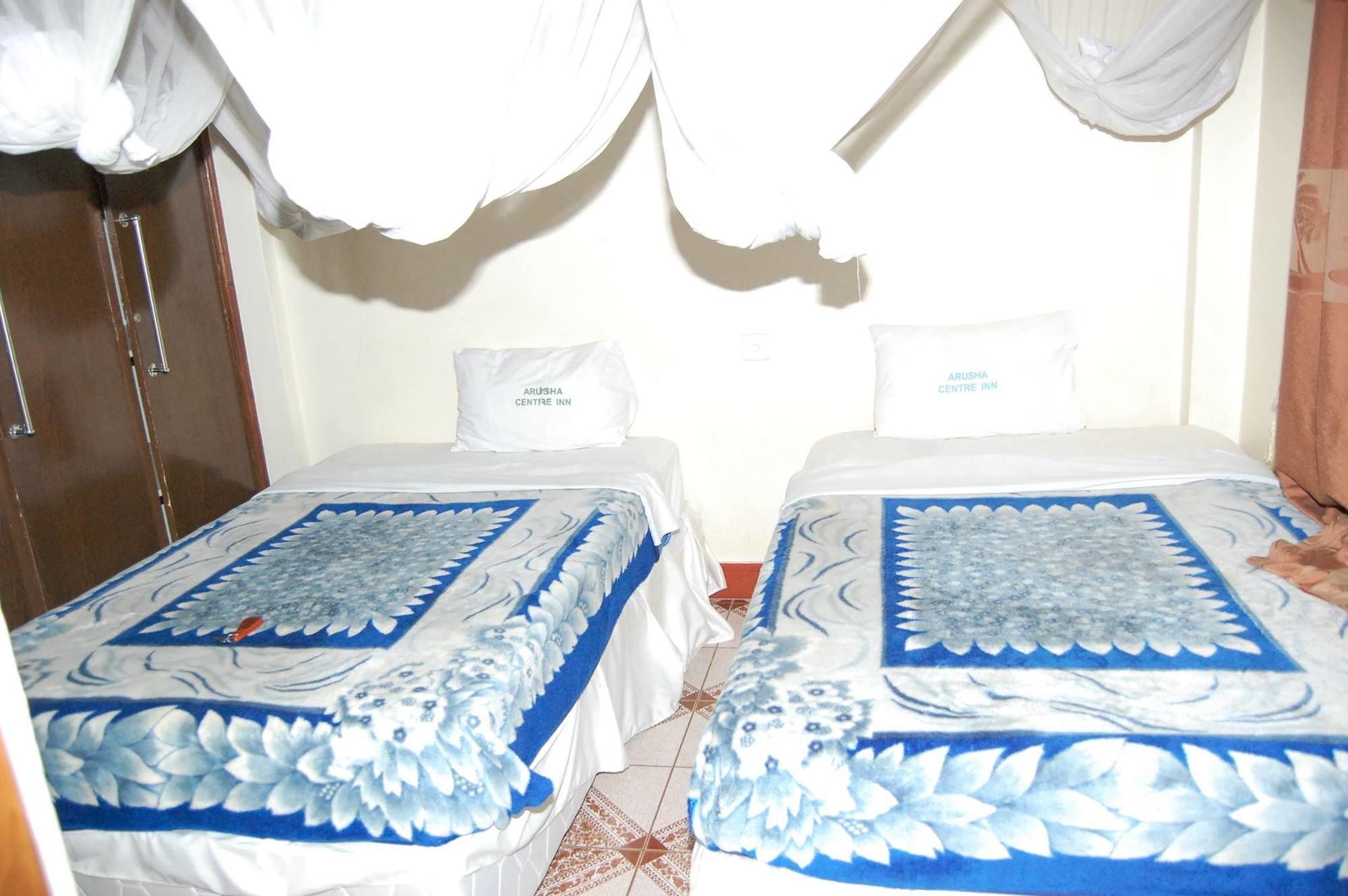 Center Inn Αρούσα Εξωτερικό φωτογραφία